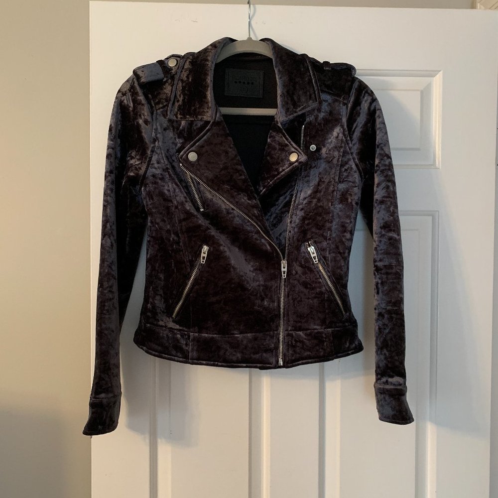 BLANK NYC Crushed Velvet Moto Jacket (NWOT)